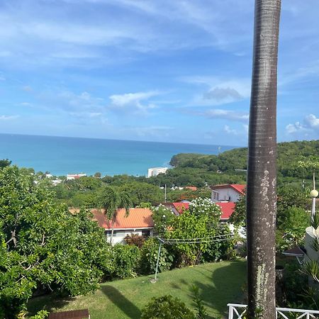Attractive 2-Bed Apartment Stunning Sea View Дикенсон-Бей Экстерьер фото